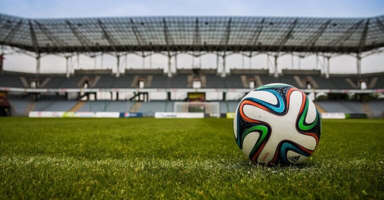 Top Tips And Techniques To Polish Your Football Skills